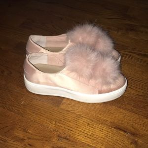 Steve Madden puffball slip on shoes size 7.5 Pink
